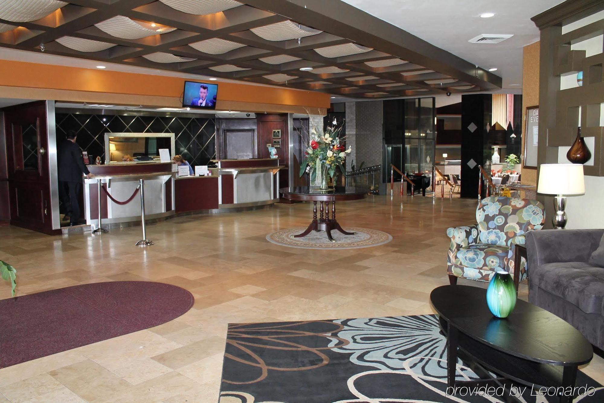 Four Points By Sheraton Detroit Novi Exterior photo
